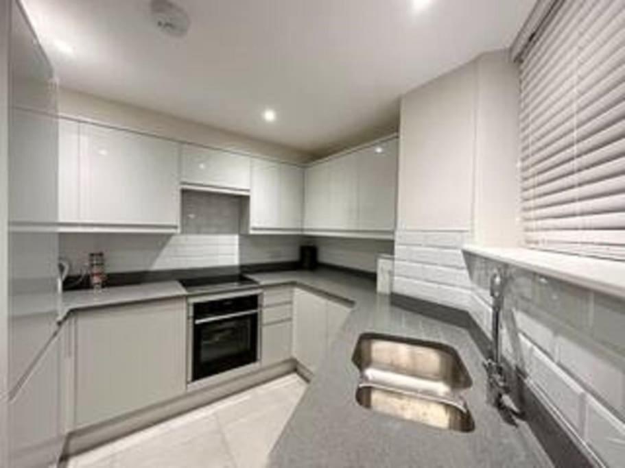 Apartment Modern Ground Floor
